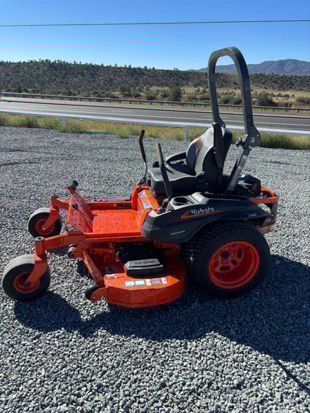 Kubota Z422KWTNC-60 Zero-Turn Mower | Bingham Equipment Company