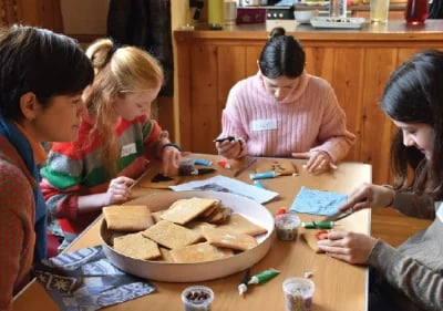 Biscuit tile decorating with Mills Jackson
