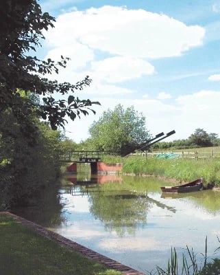 Foxham Locks