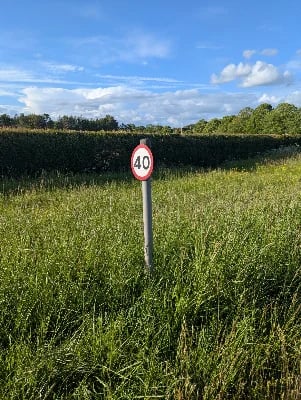 40 Speed Limit Sign