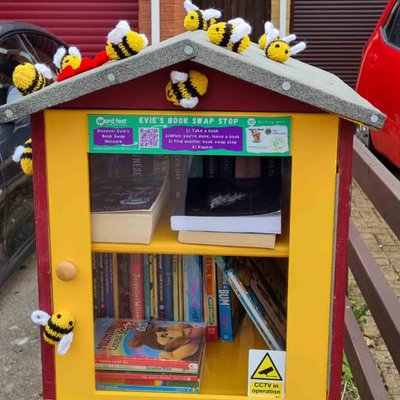 Maple Close book swap