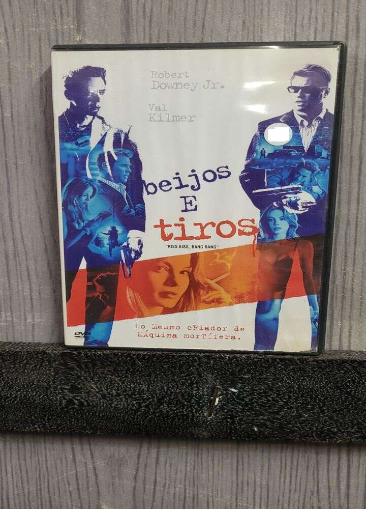 BEIJOS E TIROS (FILME)