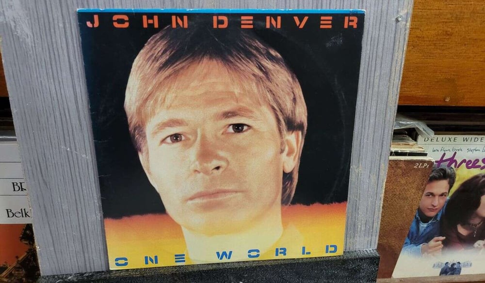JOHN DENVER - ONE WORLD (NACIONAL)