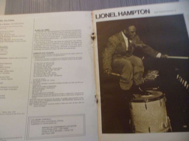 LIONEL HAMPTON - COLEÇÃO: &quot;GIGANTES DO JAZZ&quot; (NACIONAL) 
