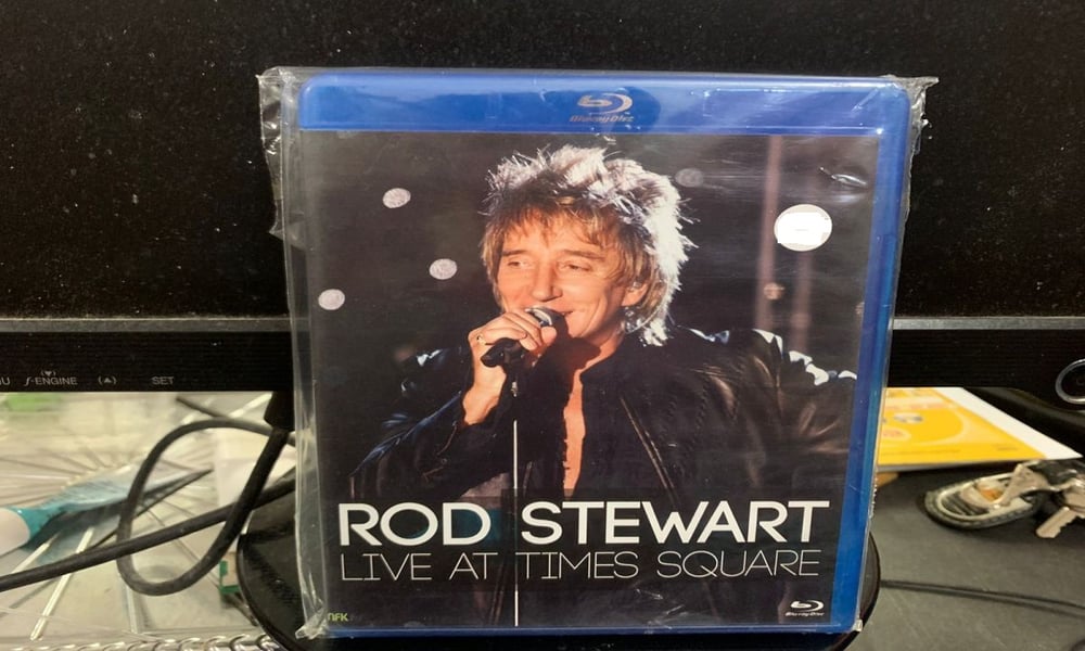 ROD STEWART - LIVE AT TIMES SQUARE (BLU-RAY)