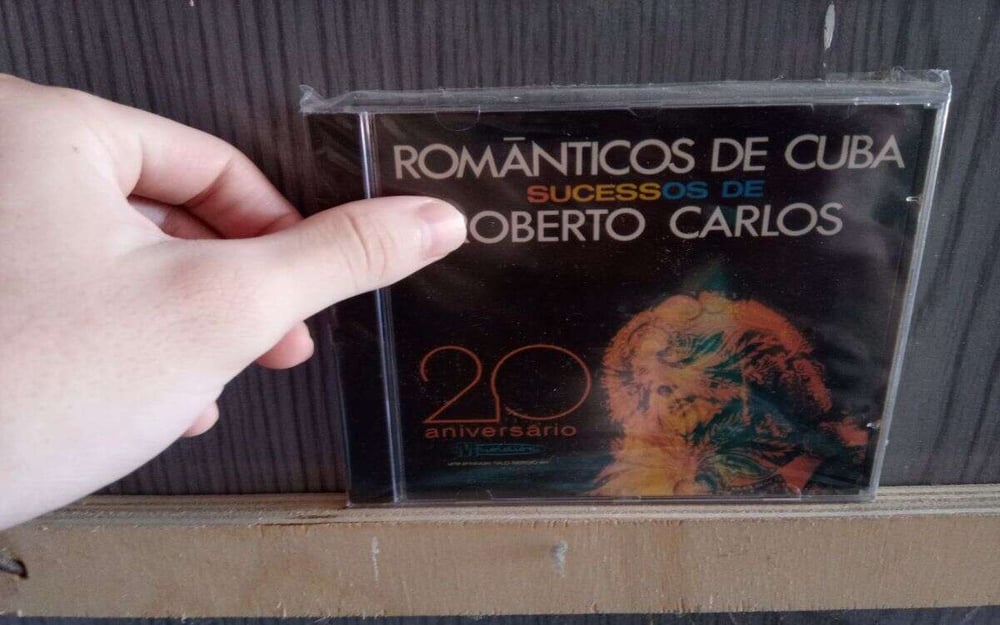 ROMANTICOS DE CUBA - SUCESSOS DE ROBERTO CARLOS
