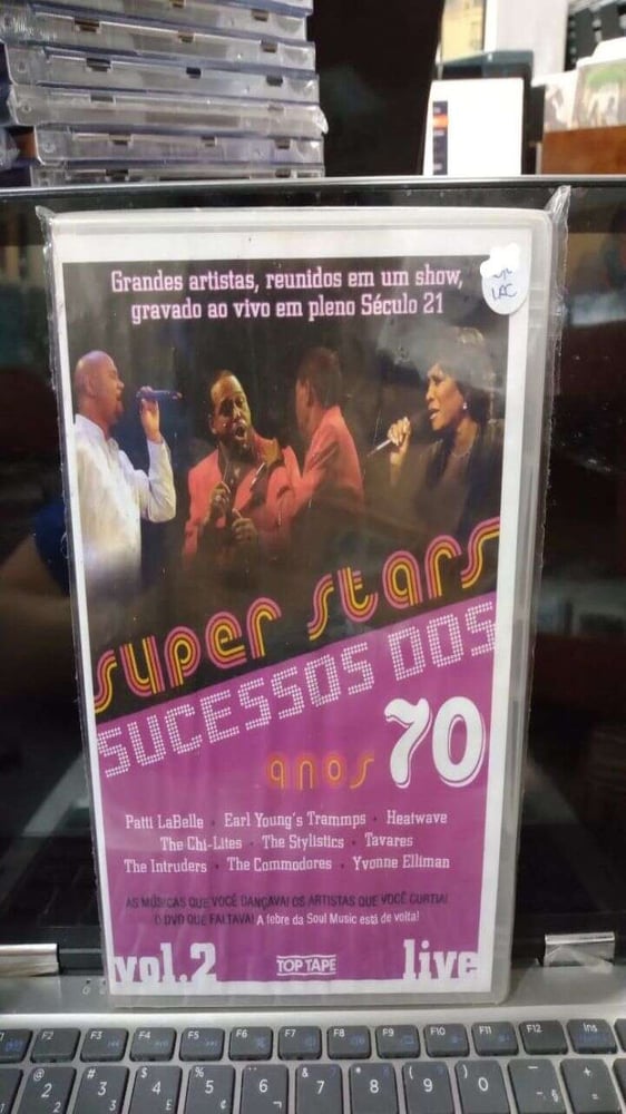 SUPER STARS - SUCESSOS ANOS 70 (NACIONAL)