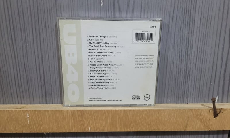 UB40 - THE BEST OF UB40 VOLUME ONE