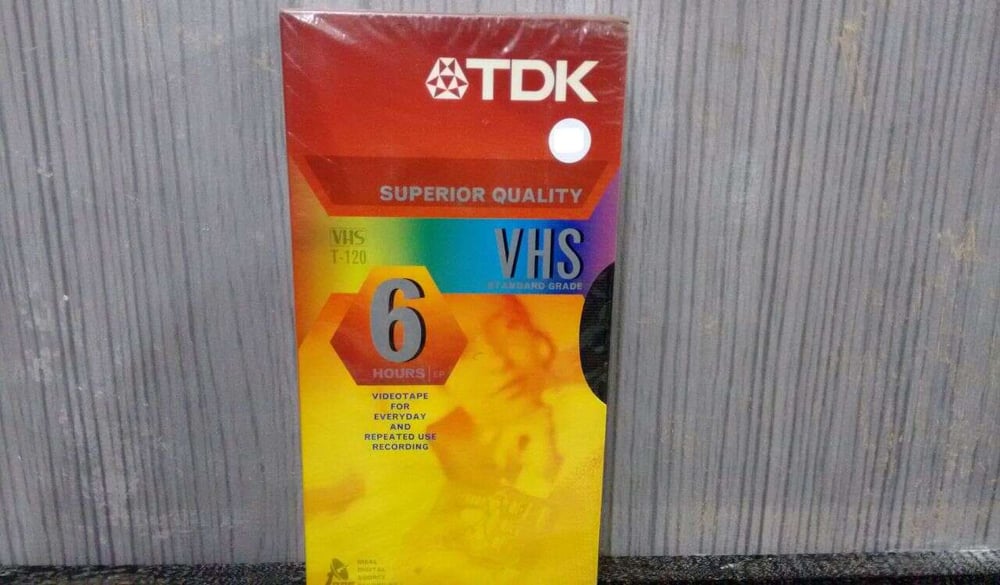 FITA VIDEO CASSETE VHS - TDK VHS SUPERIOR QUALITY T120 