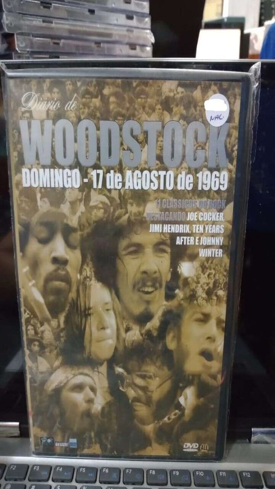 DIARIO DE WOODSTOCK - 11 CLASSICOS DO ROCK (NACIONAL)