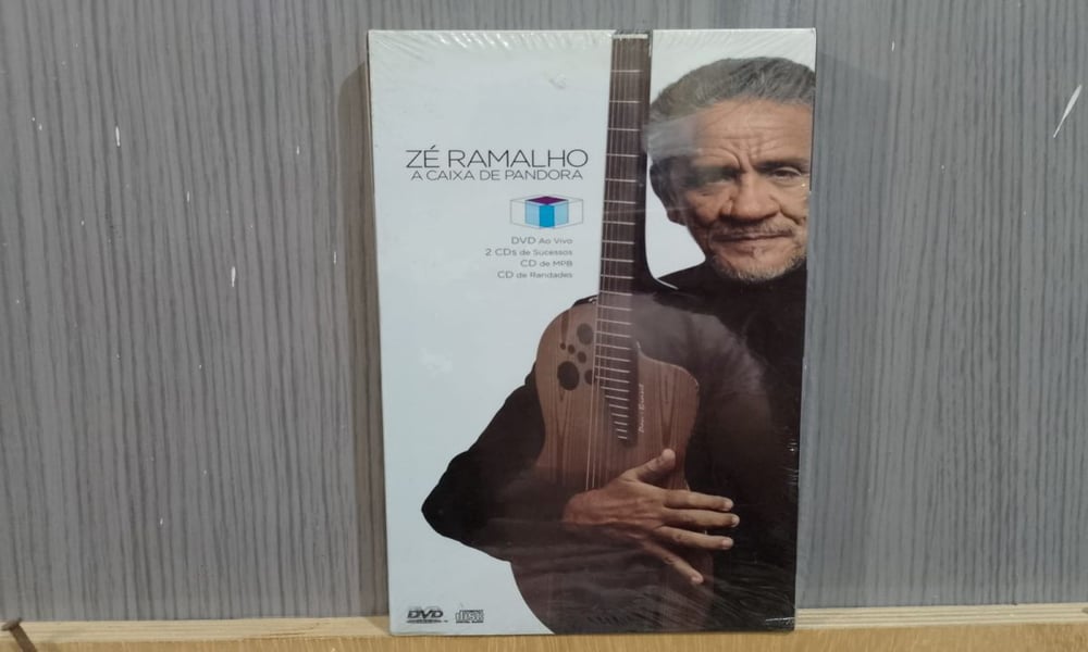 ZE RAMALHO - A CAIXA DE PANDORA (BOX 4 CDS + DVD)