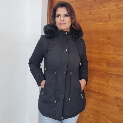 Suply São Paulo  Jaqueta Parka Feminina Forrada Capuz Preto  1