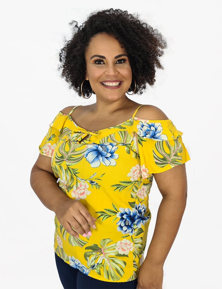 Blusa Feminina Plus Manga Curta com Babados