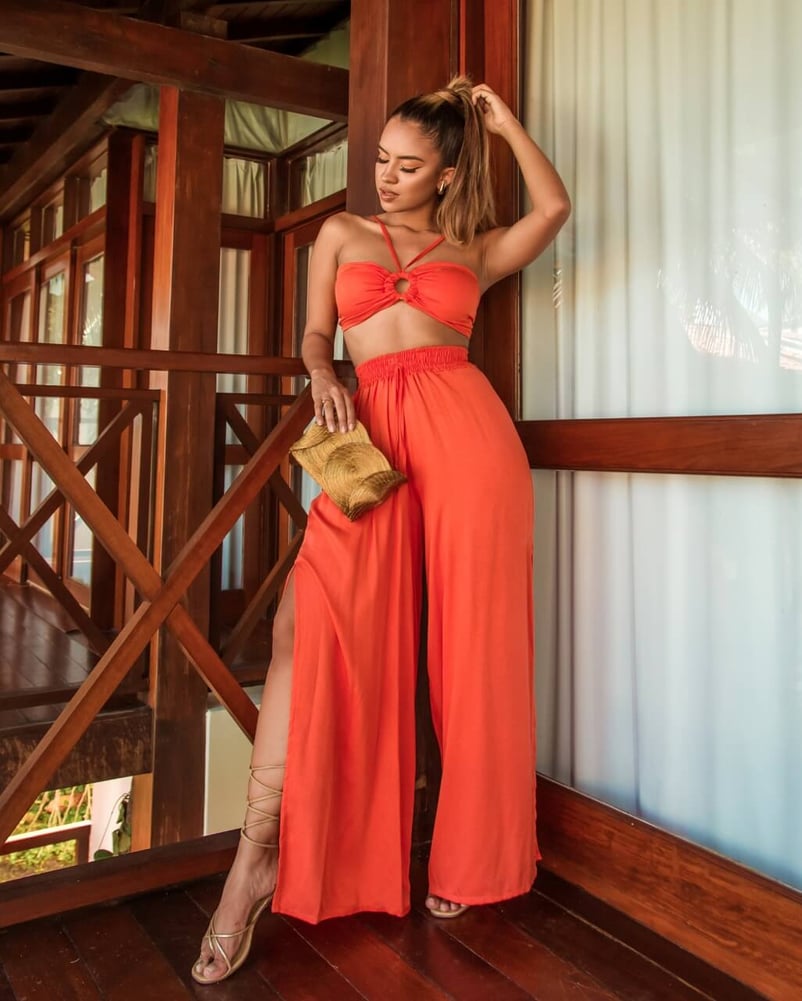 Conjunto Feminino de Calça e Top Crepe Coral