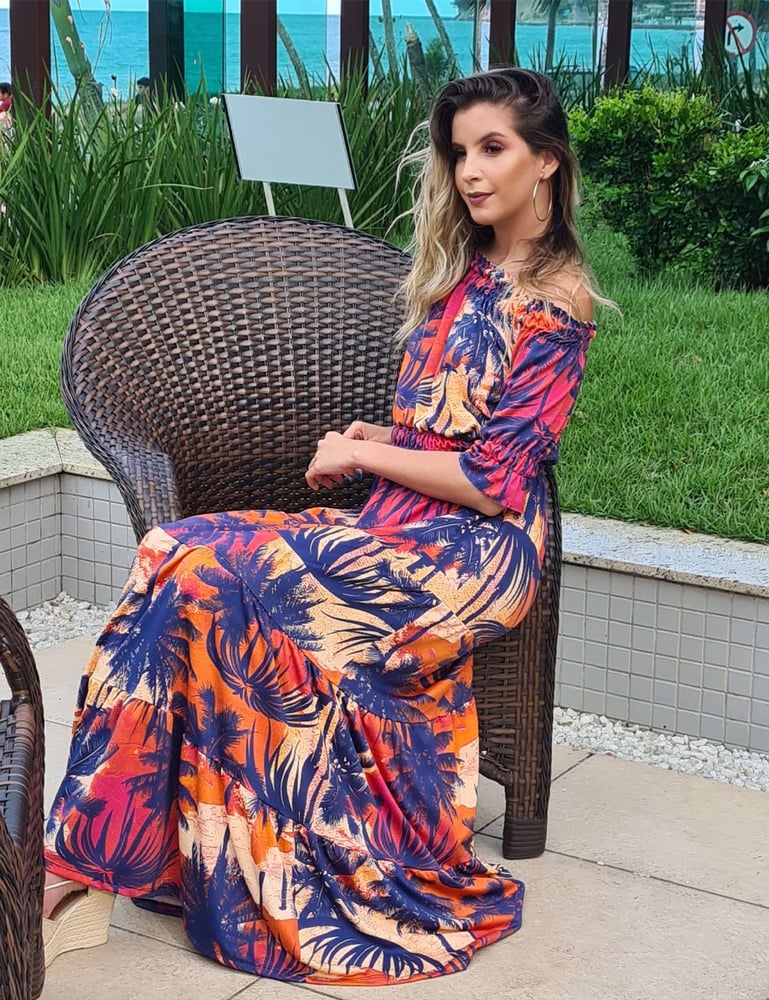 Vestido Longo Ciganinha com Estampado Tropical