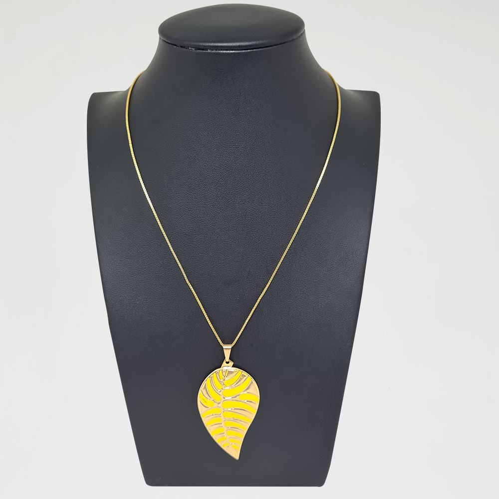 Colar Folha Amarelo