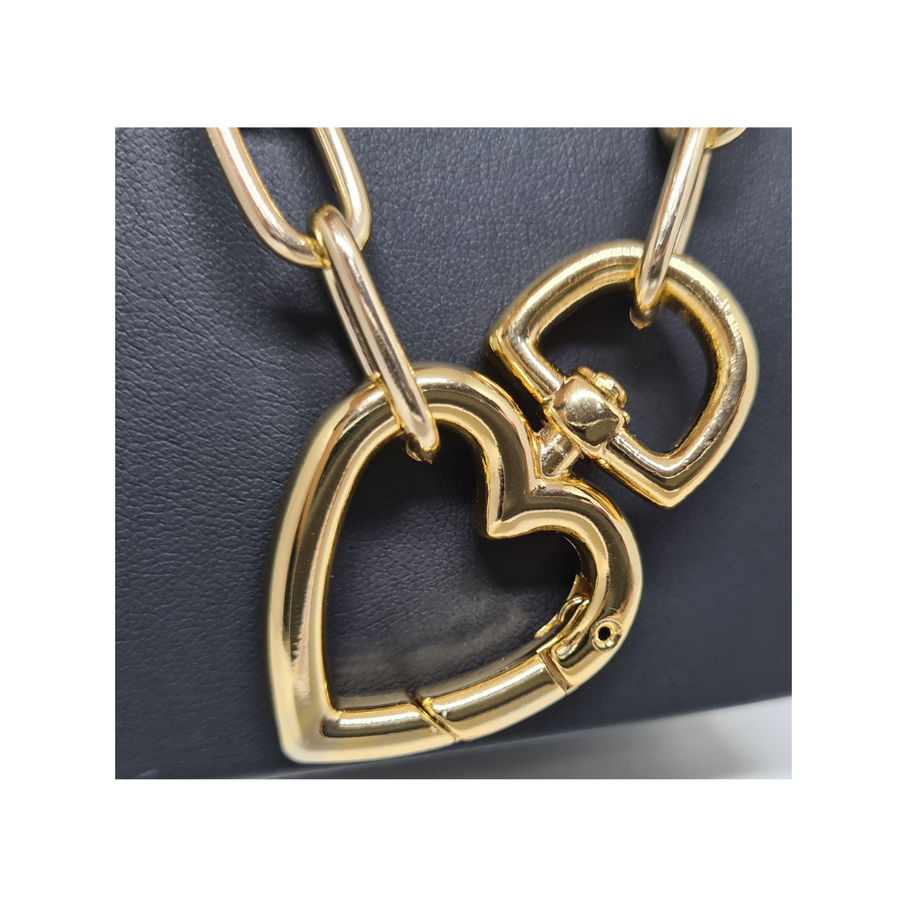 Corrente Dourada com Pingente de Coração Grande