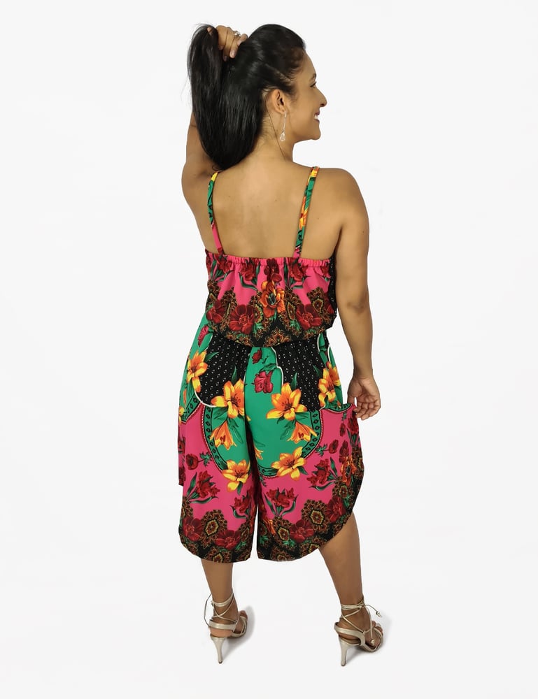 Macacão Pantacourt Feminino Estampado Rosa