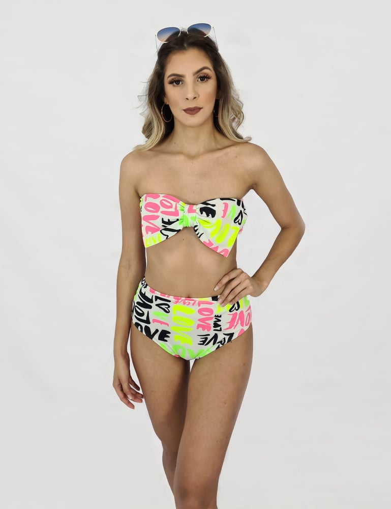 Conjunto de Biquíni Love