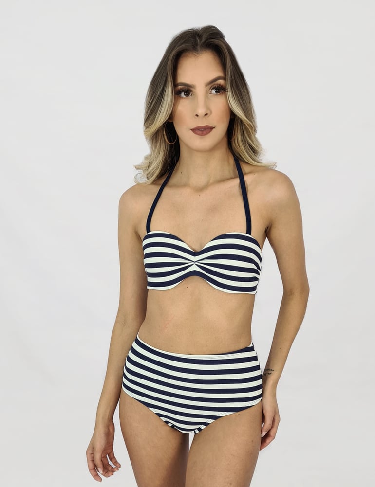 Biquíni Tomara que Caia com Calcinha Hot Pant Listrado 