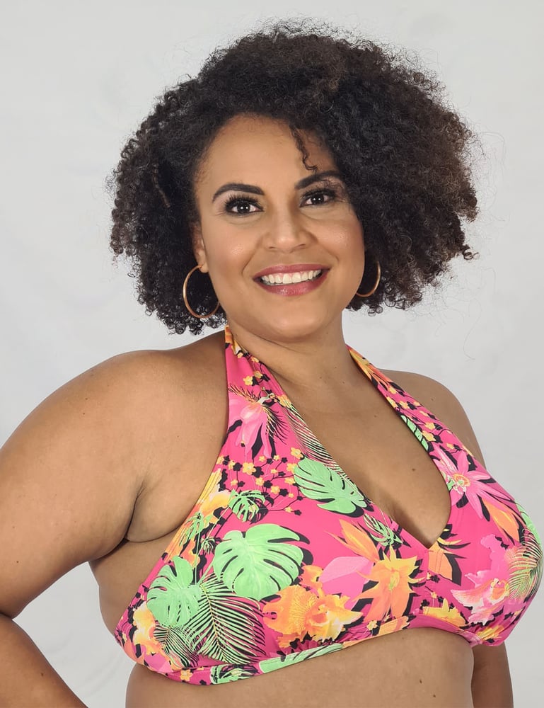 Conjunto Biquíni Plus com Shortinho Rosa