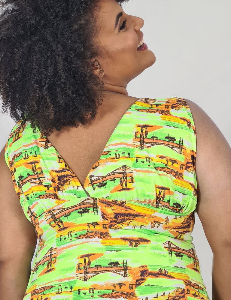 Maiô Vestido Estampado Plus