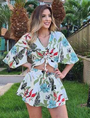 Vendaecia Conjunto short saia com cropped manga flare 1 Vendaecia Conjunto short saia com cropped manga flare 1