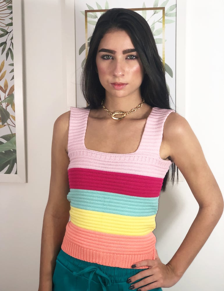 Cropped em Tricô Listrado