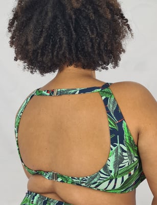 Boutique Magnólia's  Biquíni Halter Plus Size Folhagens Tropical  4