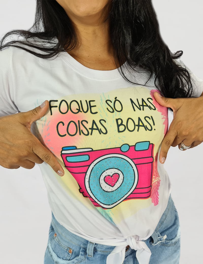 T-shirt com Amarração Foco Nas Coisas Boas - Vendaecia