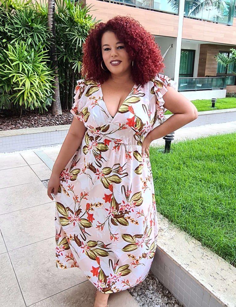 Vestido Longo Plus com Manga Babados Rosa Claro