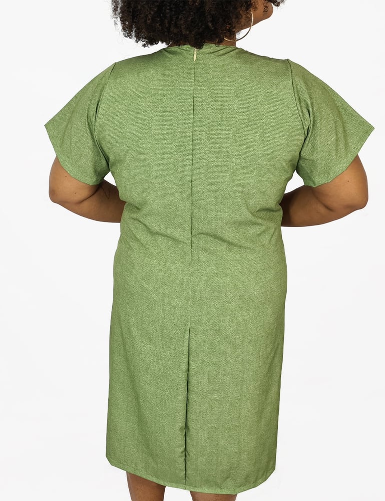 Vestido Midi Social Plus Verde