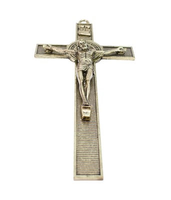 Home Variedades  Crucifixo Dourado Metal 30x15cm  2