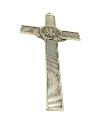 Home Variedades  Crucifixo Dourado Metal 30x15cm  4