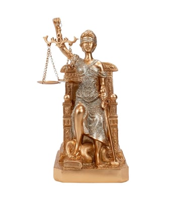 Home Variedades Dama Da Justiça Rosê Sentada 25.5cm 1 Home Variedades Dama Da Justiça Rosê Sentada 25.5cm 1