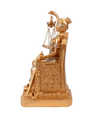 Home Variedades Dama Da Justiça Rosê Sentada 25.5cm 5 Home Variedades Dama Da Justiça Rosê Sentada 25.5cm 5