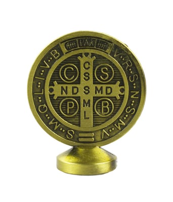 Home Variedades  Medalhão São Bento Dourado Metal   2