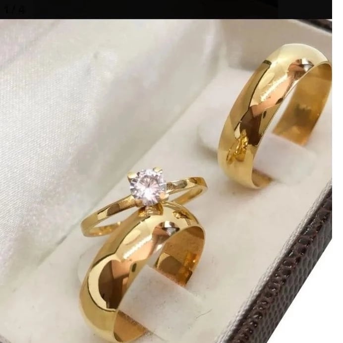  Aliança tradicional 6mm banhada a ouro 