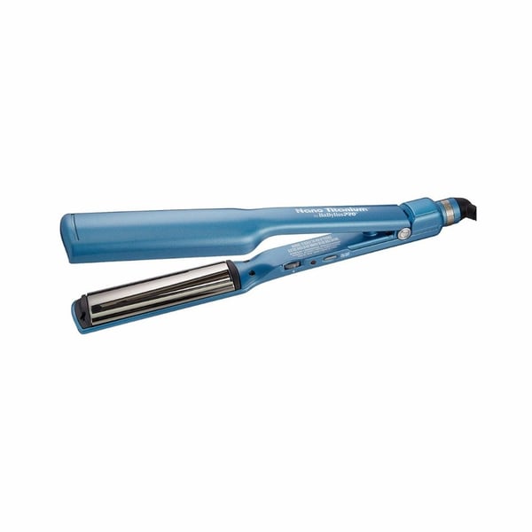 Prancha Nano Titanium By Roger C Styler Babyliss Pro 1 e 1/2 Prancha Nano Titanium By Roger C Styler Babyliss Pro 1 e 1/2
