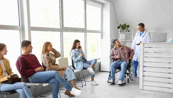 check-up ne kadar sürer, check-up süresi, check-up için hastanede ne kadar kalınır, check-up randevusu, check-up hazırlığı, sağlık taraması, check-up paketi, happ health