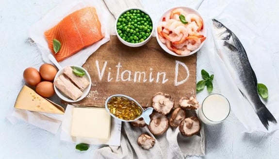 d vitamini eksikliği, d vitamini eksikliği belirtileri, d vitamini faydaları, d vitamini eksikliğinde görülen hastalıklar, d vitamini içeren besinler, d vitamini takviyesi, d vitamini yan etkileri, bebeklerde d vitamini, d vitamini düşüklüğü