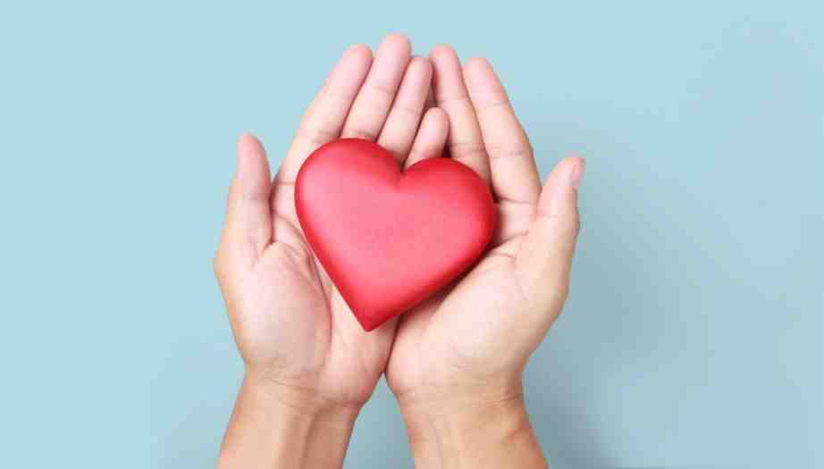 kalp sağlığı, kalp sağlığını koruma, kalp dostu yaşam, kalp hastalıkları, kalp check-up, sağlıklı yaşam, stres ve kalp, uyku ve kalp sağlığı, online doktor, dijital sağlık, evde sağlık hizmetleri, happ health