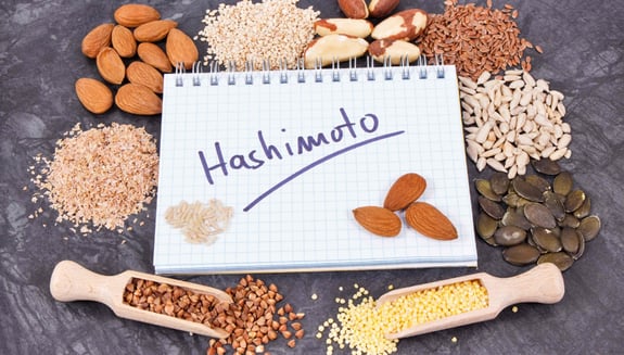 Hashimoto, tiroid, beslenme, iyot, gluten, probiyotik, anti-inflamatuar, sağlıklı yaşam, otoimmün, bağışıklık