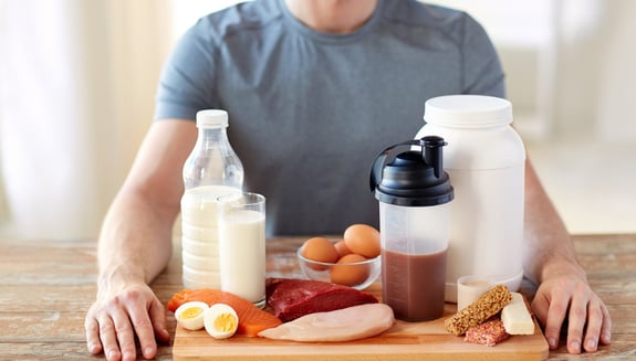 protein diyeti, protein ağırlıklı beslenme, kilo verme, sağlıklı beslenme, kas gelişimi, düşük karbonhidrat diyeti, protein kaynakları, diyet önerileri