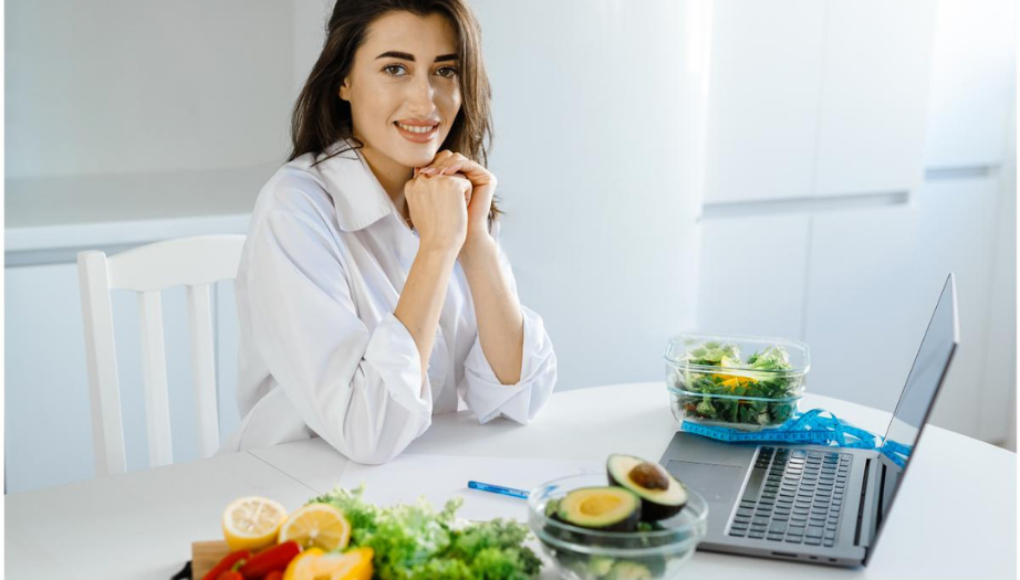 Neden Diyetisyene İhtiyaç Duyarız?
