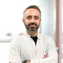 Uzm.Dr. Emre Öztürk