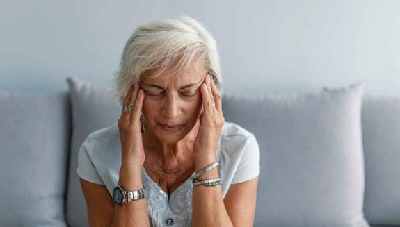 sabah baş ağrısı, sabah baş ağrısıyla uyanmak, uyku apnesi, evde uyku testi, uyku testi, uykuda nefes durması, horlama, uyku bozukluğu, gündüz uyku hali, happ health