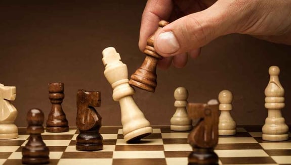 satranç, dünya satranç günü, çocuklarda satranç, zihin gelişimi, çocuk gelişimi, dikkat gelişimi, problem çözme, çocuk psikiyatrisi, 20 temmuz, online çocuk psikiyatrisi, happ health