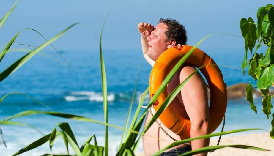 sıcak alerjisi, ısı ürtikeri, sıcaklık alerjisi, alerji tedavisi, sıcak alerjisi tedavi, sıcak alerjisi belirtileri, alerji önlemleri, yaz alerjisi, cilt alerjisi