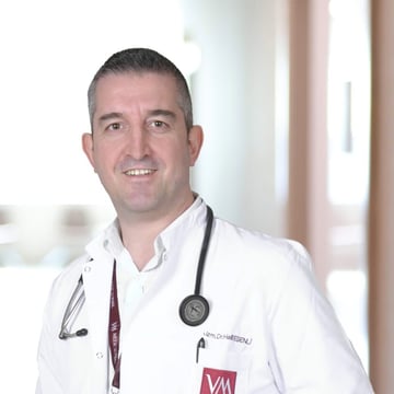 Uzm.Dr. Halil Eşenli